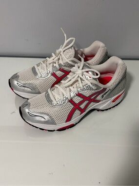 Asics White, Silver & Red Women's Running Shoes